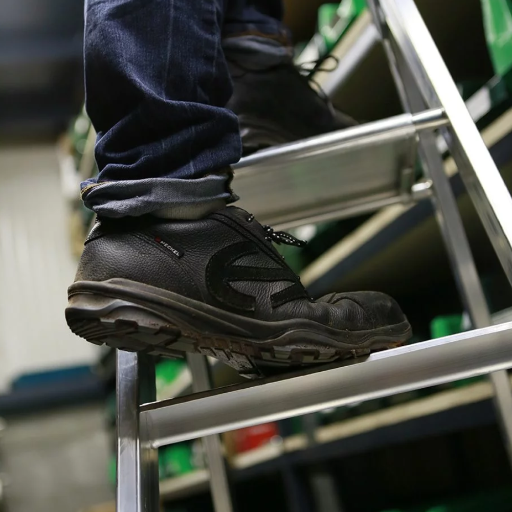 Heckel Run-R 400 Metal-Free Safety Trainers S3 SRC Safety Toecap & Midsole